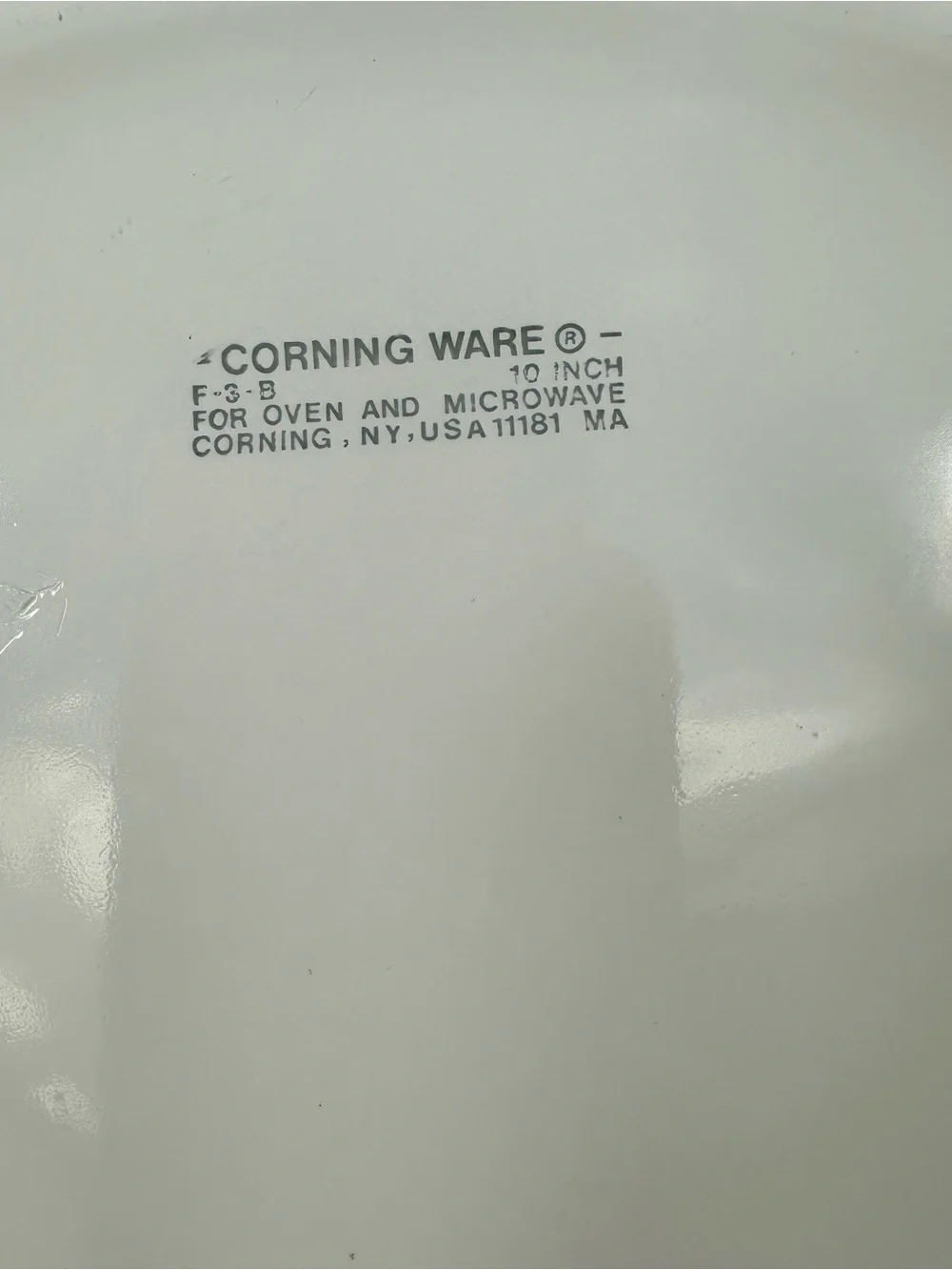 vtg Corningware White french white F-3-B 10
